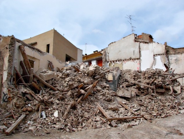 Lorca, tras la estela de una tragedia, terremoto, reportaje, XXIV, por Jpellicer